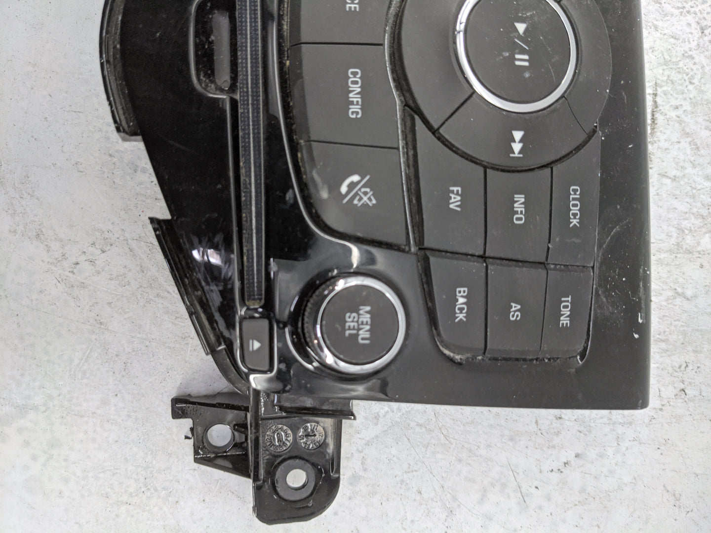 2013-2016 Chevrolet Cruze Radio AM FM Cd Player Receiver Replacement P/N:95166368 976368A022660280 Fits Fits 2013 2014 2015 