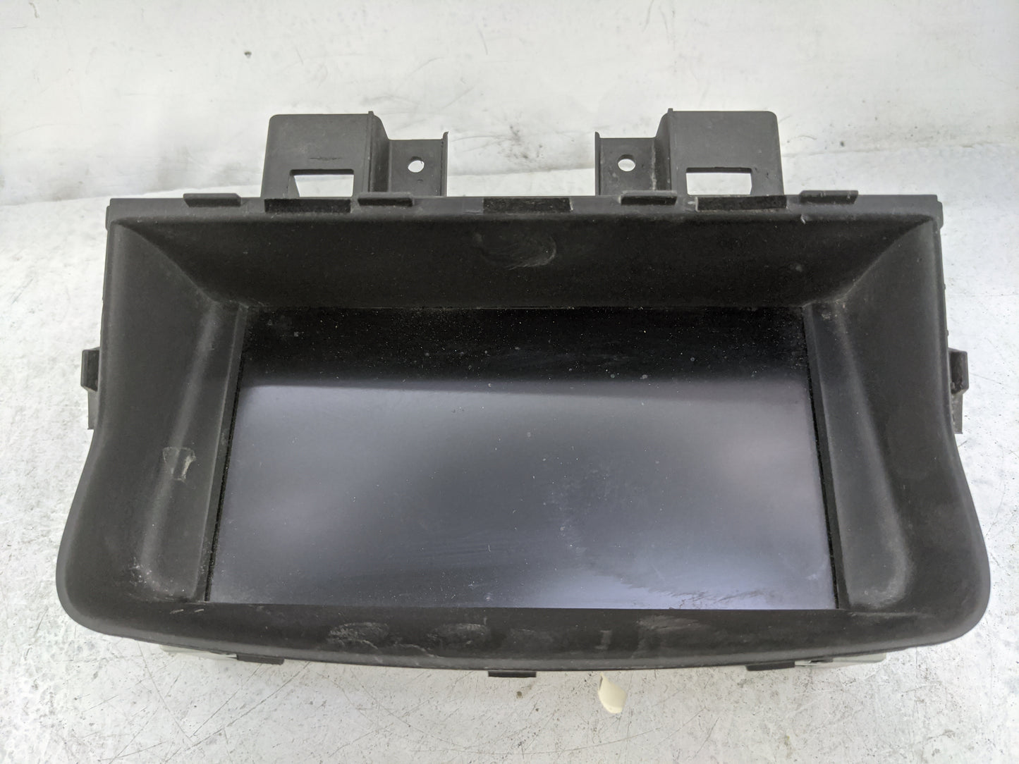 2012-2016 Chevrolet Cruze Information Display Screen Black 1477510 - Oemusedautoparts1.com