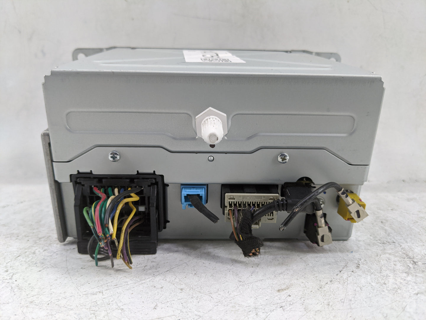 2013 Chevrolet Cruze Radio AM FM Cd Player Receiver Replacement P/N:22979837 GA-130-COLR-NS, 216B-GA130COLRNS Fits OEM Used 