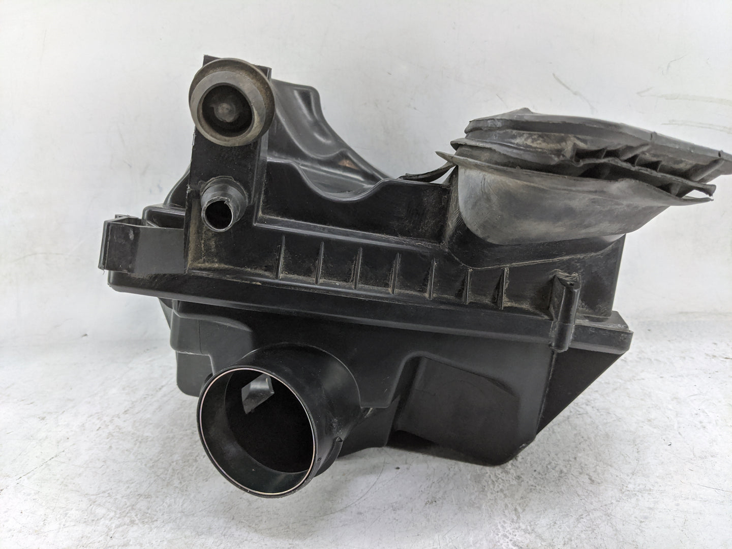 2012-2014 Chevrolet Cruze Air Cleaner Intake-duct Hose Tube 1477953 - Oemusedautoparts1.com