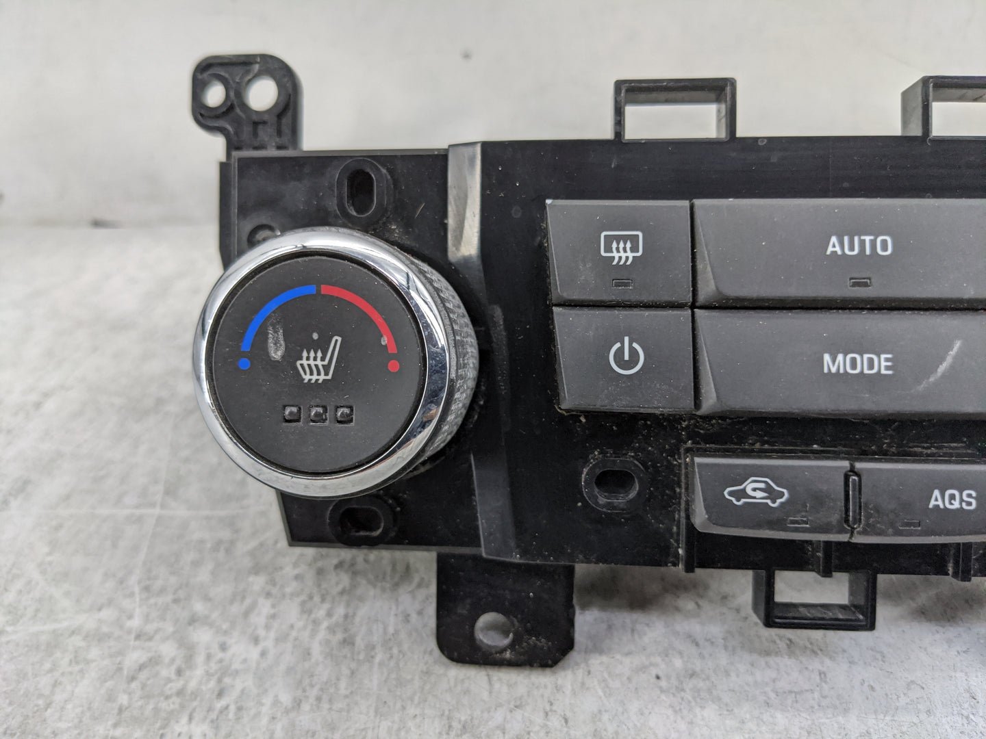 2011-2015 Chevrolet Cruze Climate Control Module Temperature AC/Heater Replacement P/N:95146203 386203A022625187 Fits OEM Us