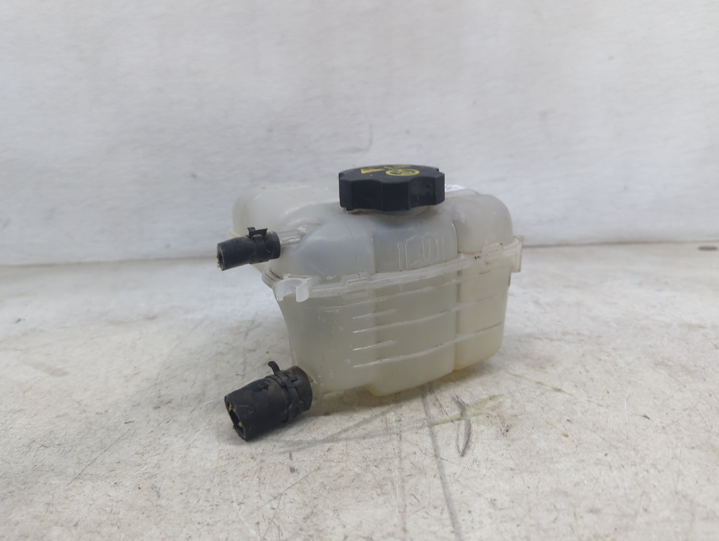 2011 Chevrolet Cruze Radiator Coolant Overflow Expansion Tank Bottle 1478936 - Oemusedautoparts1.com