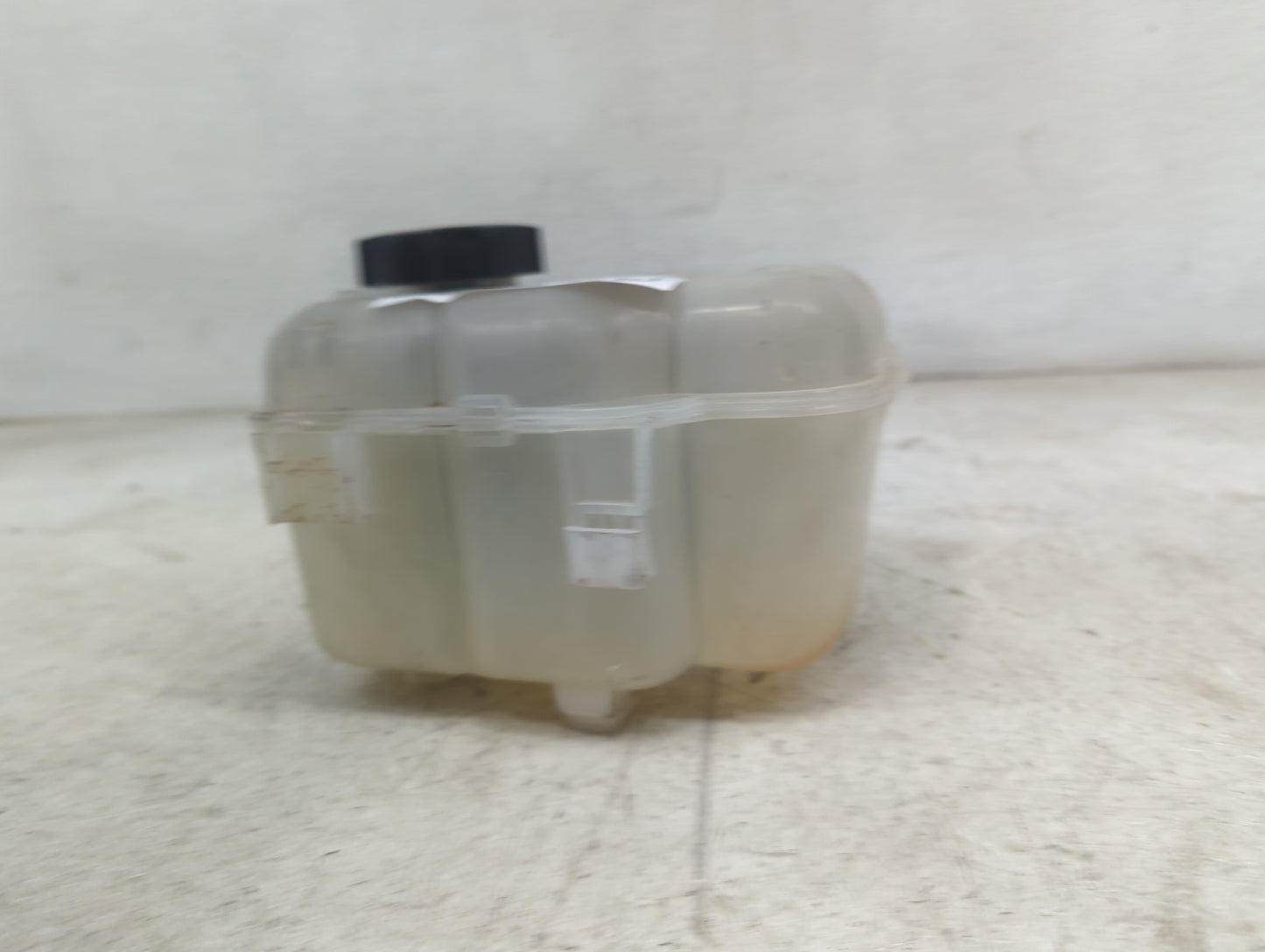 2011 Chevrolet Cruze Radiator Coolant Overflow Expansion Tank Bottle 1478936 - Oemusedautoparts1.com