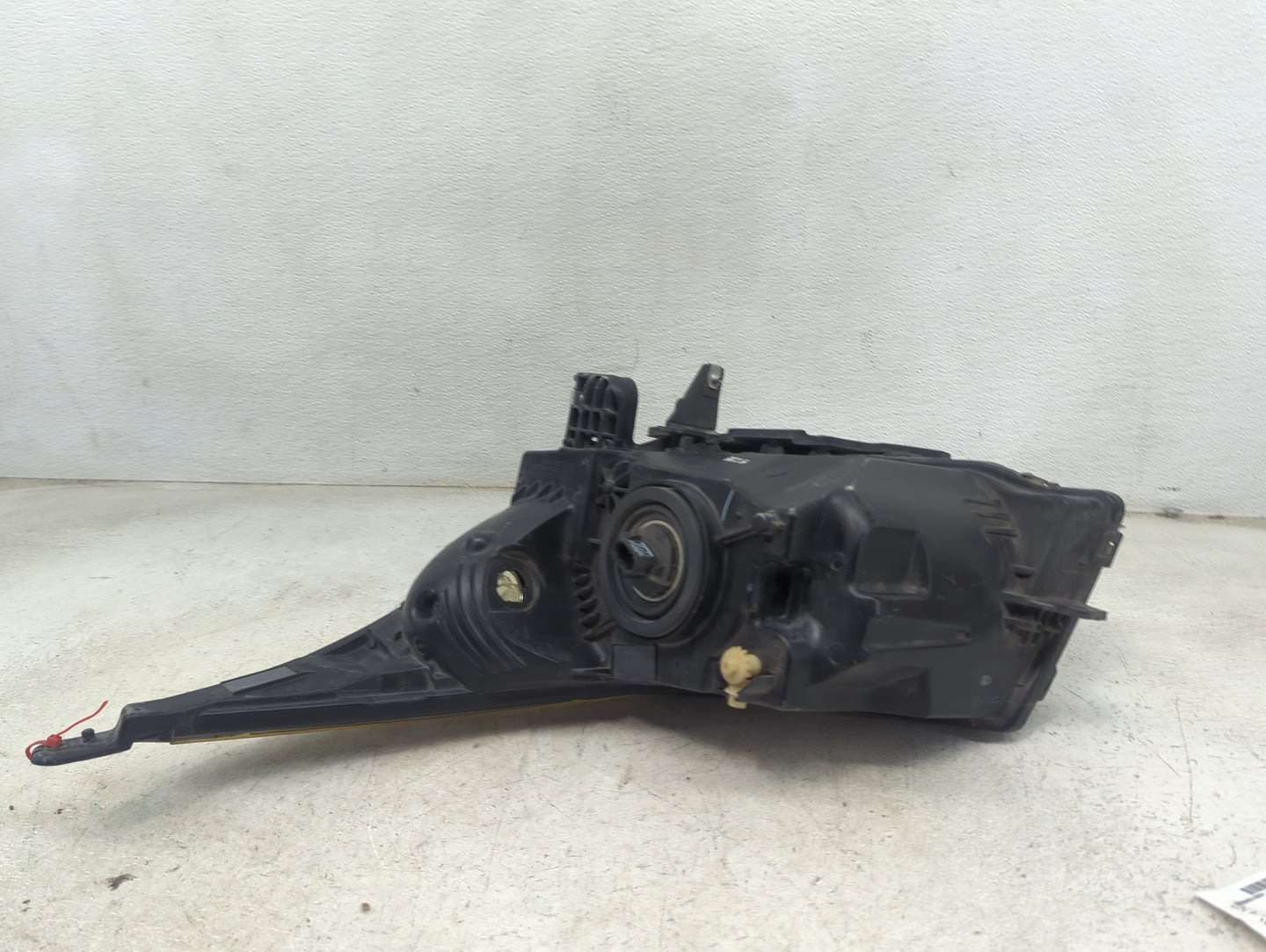 2012-2016 Chevrolet Cruze Passenger Right Oem Head Light Headlight Lamp 1479189 - Oemusedautoparts1.com