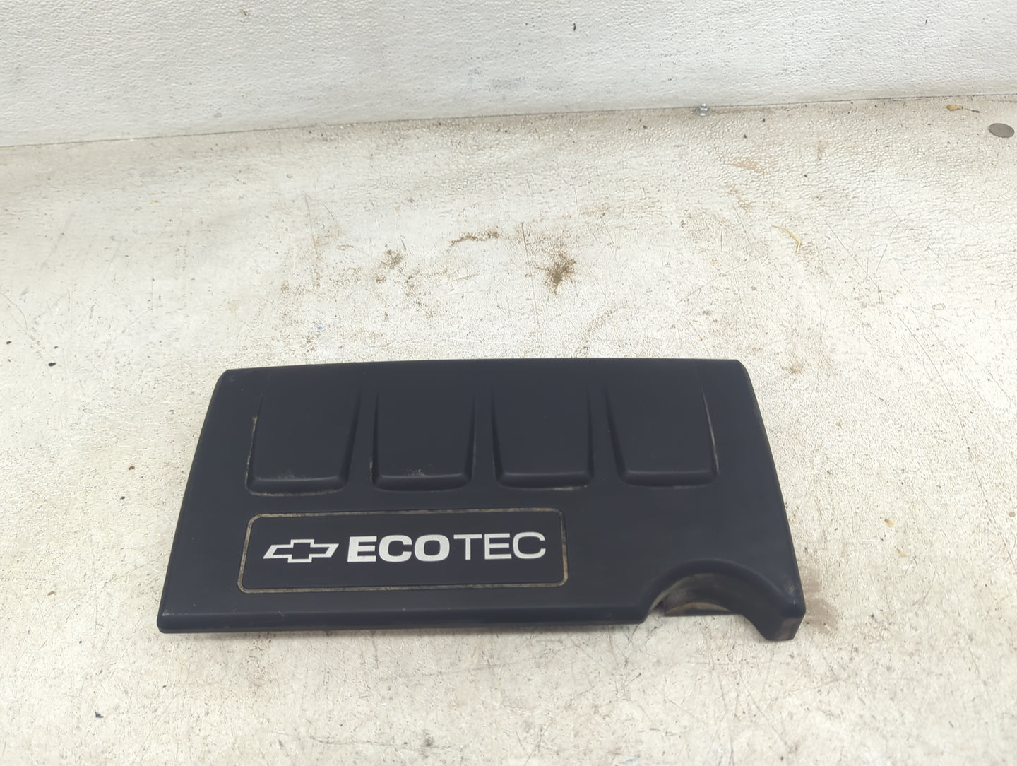 2013 Chevrolet Cruze Engine Cover Black 1479213 - Oemusedautoparts1.com
