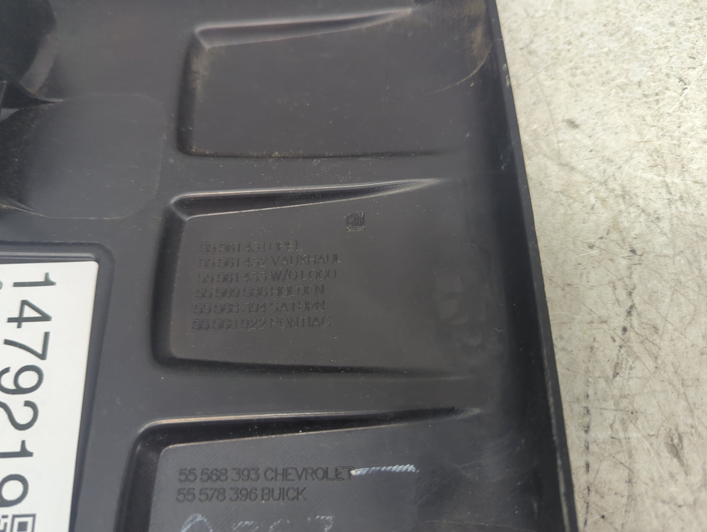 2013 Chevrolet Cruze Engine Cover Black 1479219 - Oemusedautoparts1.com