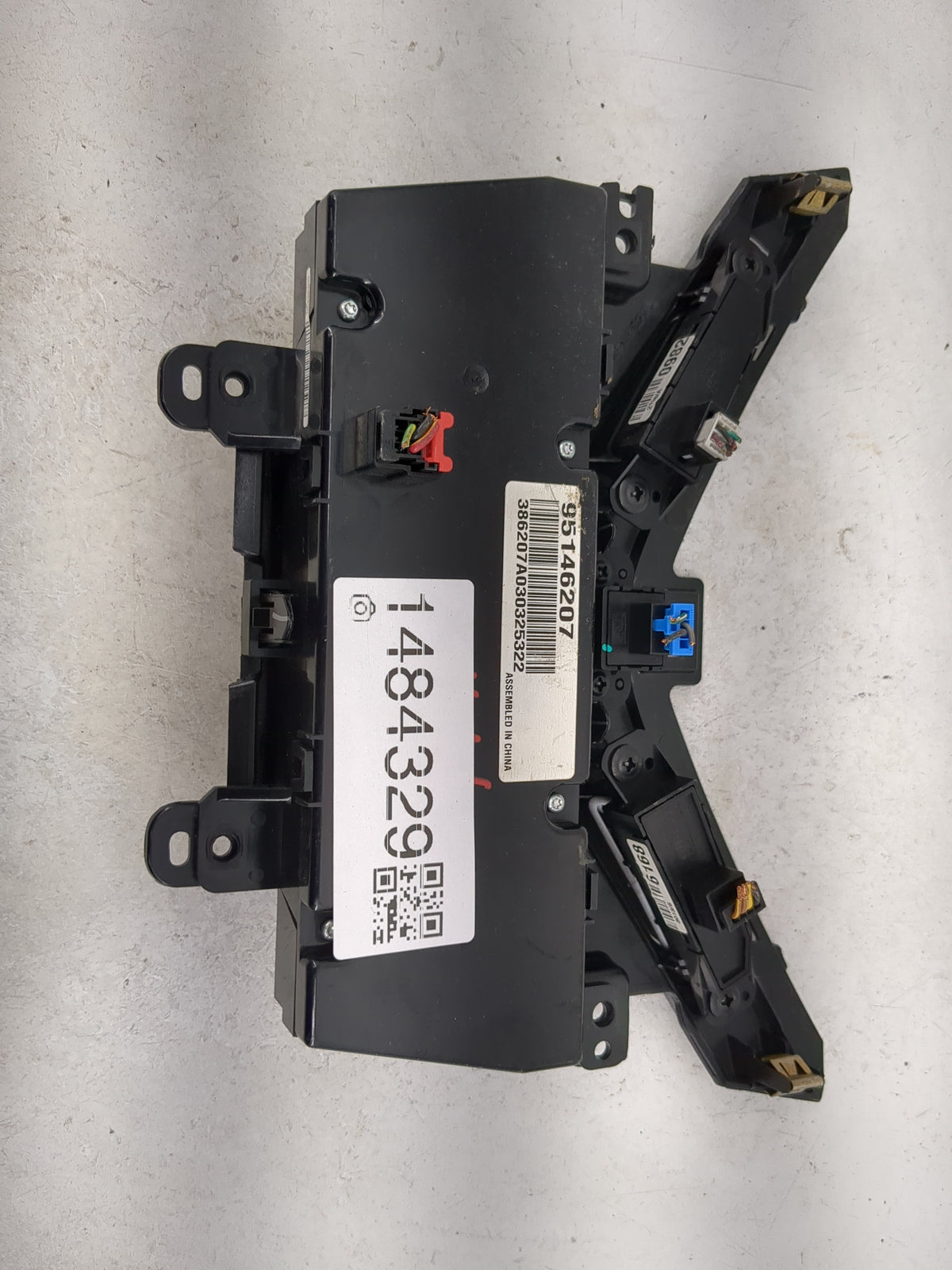 2012-2016 Chevrolet Cruze Climate Control Module Temperature AC/Heater Replacement P/N:95146207 386207A030303325322 Fits OEM