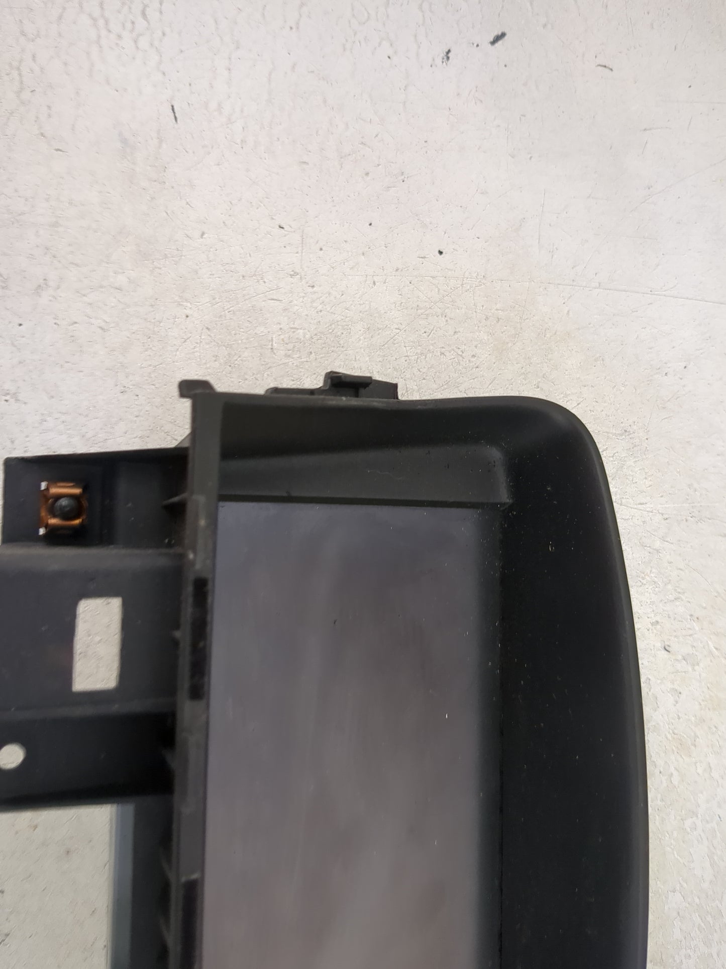 2012-2016 Chevrolet Cruze Information Display Screen 1494807 - Oemusedautoparts1.com