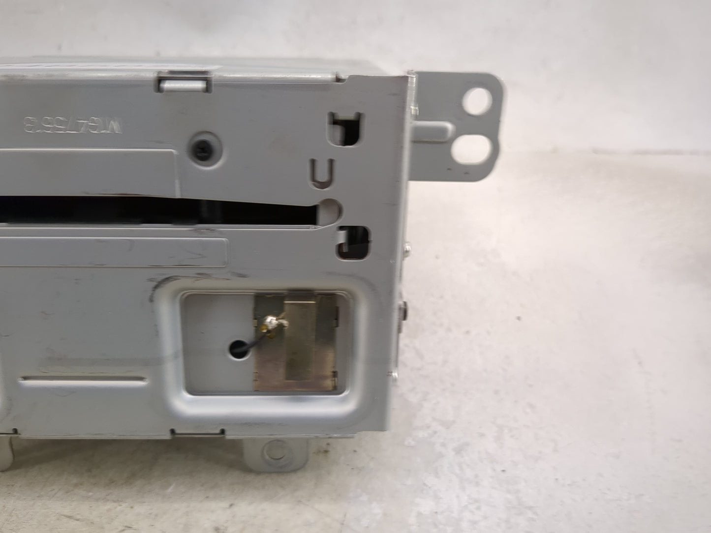 2013 Chevrolet Cruze Radio AM FM Cd Player Receiver Replacement P/N:22965237 GA-130-COLR-NS, 216B-GA130COLRNS Fits OEM Used 