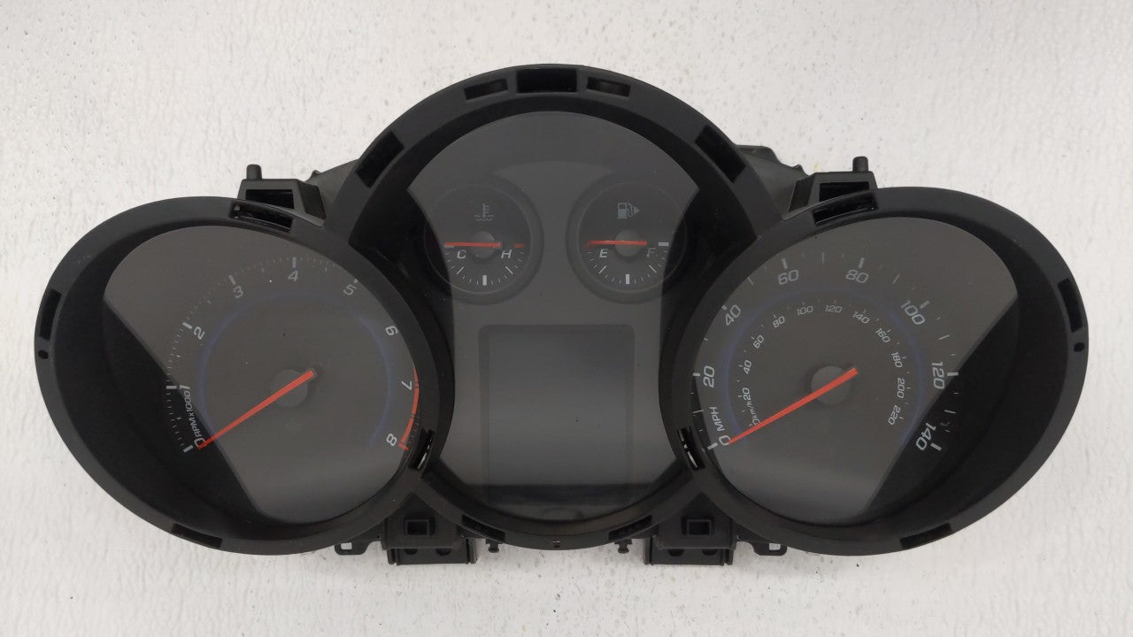 2013-2014 Chevrolet Cruze Instrument Cluster Speedometer Gauges P/N:95129378 Fits Fits 2013 2014 OEM Used Auto Parts - Oemus