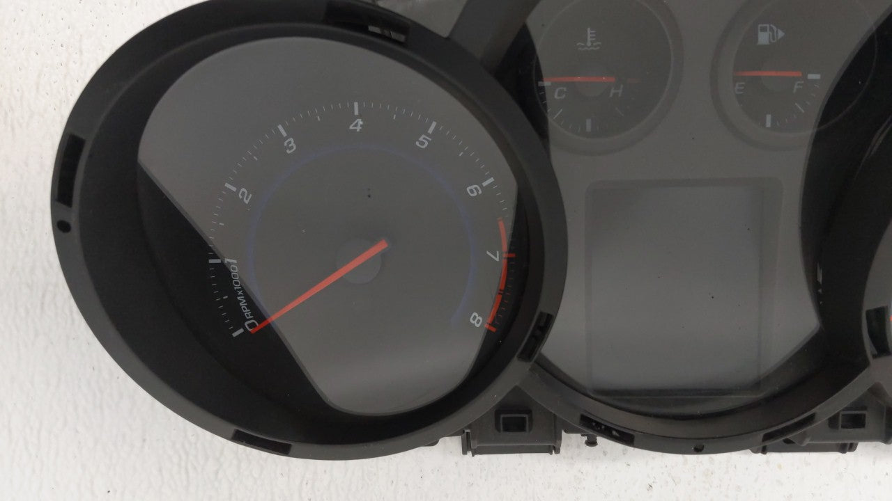 2013-2014 Chevrolet Cruze Instrument Cluster Speedometer Gauges P/N:95129378 Fits Fits 2013 2014 OEM Used Auto Parts - Oemus