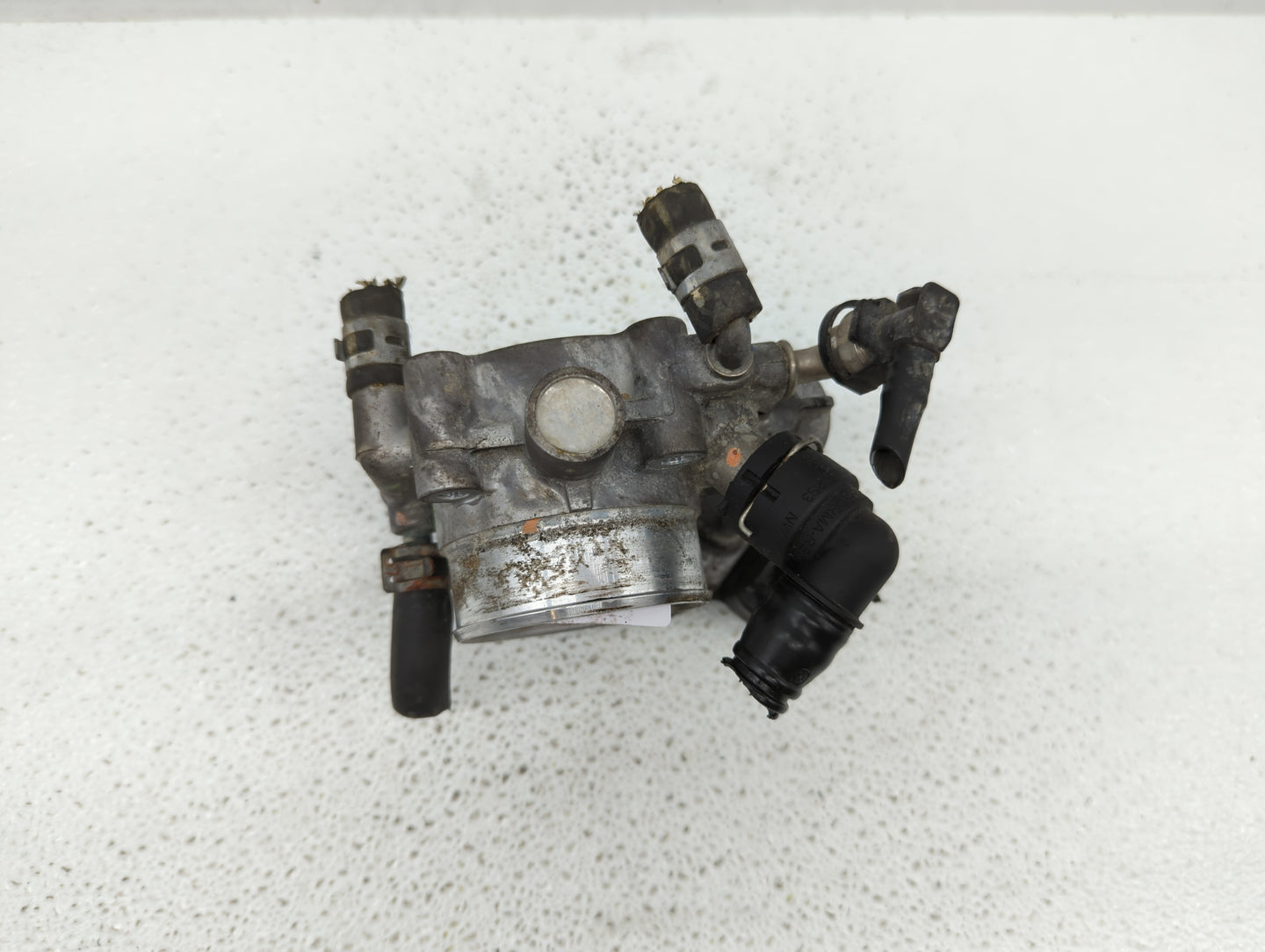 2011-2016 Chevrolet Cruze Throttle Body P/N:55577375 55561495 Fits Fits 2009 2010 2011 2012 2013 2014 2015 2016 2017 2018 OE