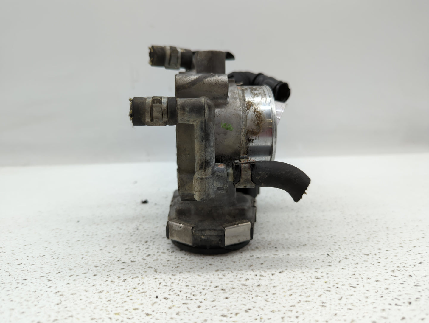 2011-2016 Chevrolet Cruze Throttle Body P/N:55577375 55561495 Fits Fits 2009 2010 2011 2012 2013 2014 2015 2016 2017 2018 OE