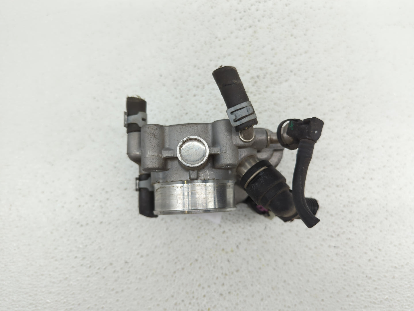 2011-2016 Chevrolet Cruze Throttle Body P/N:55577375 55561495 Fits Fits 2009 2010 2011 2012 2013 2014 2015 2016 2017 2018 OE