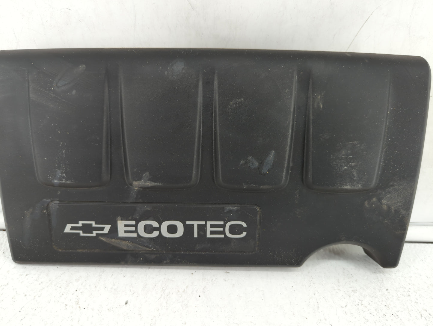 2013 Chevrolet Cruze Engine Cover Black - Oemusedautoparts1.com