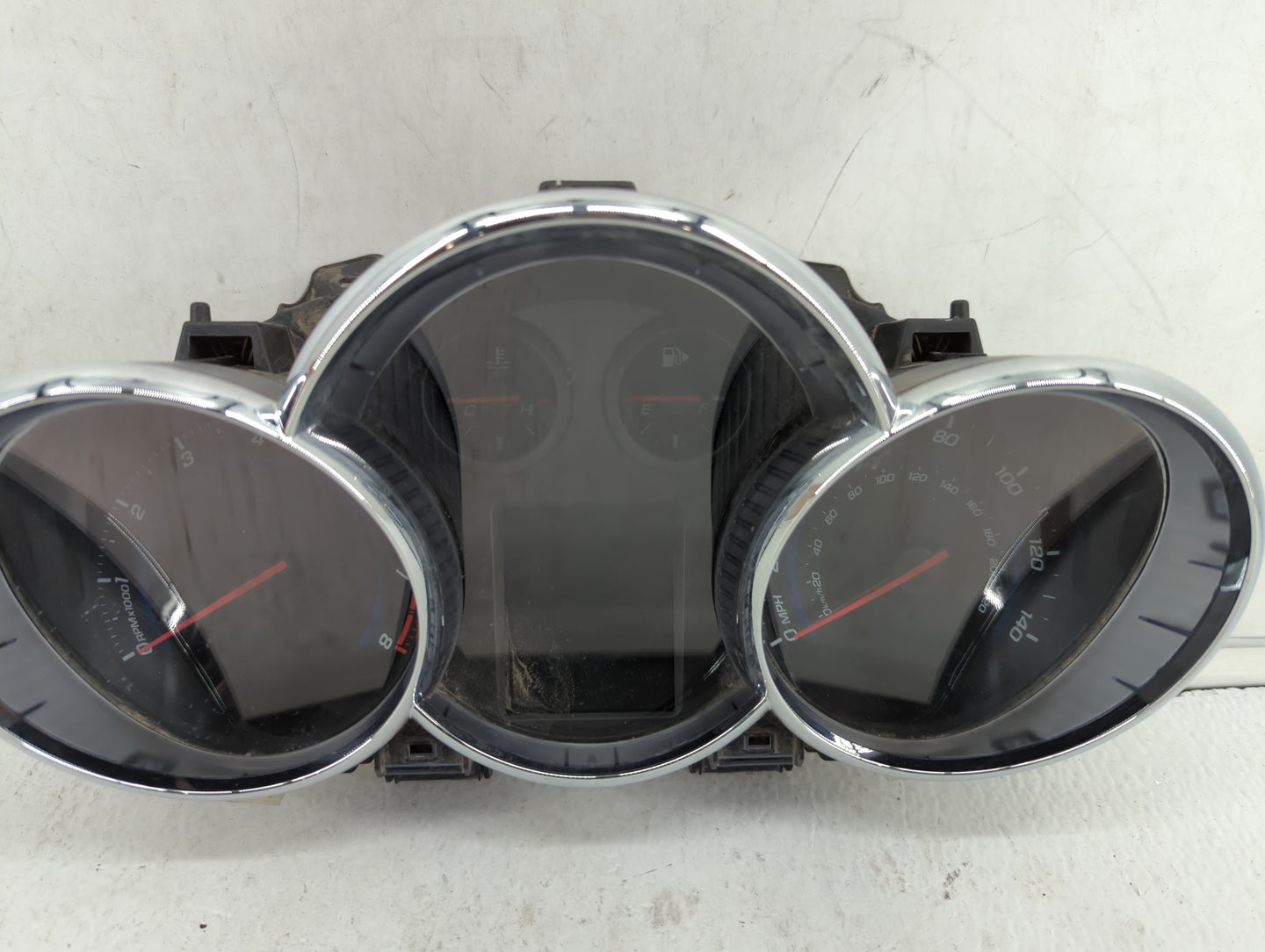 2013-2014 Chevrolet Cruze Instrument Cluster Speedometer Gauges P/N:95129376 Fits Fits 2013 2014 OEM Used Auto Parts - Oemus