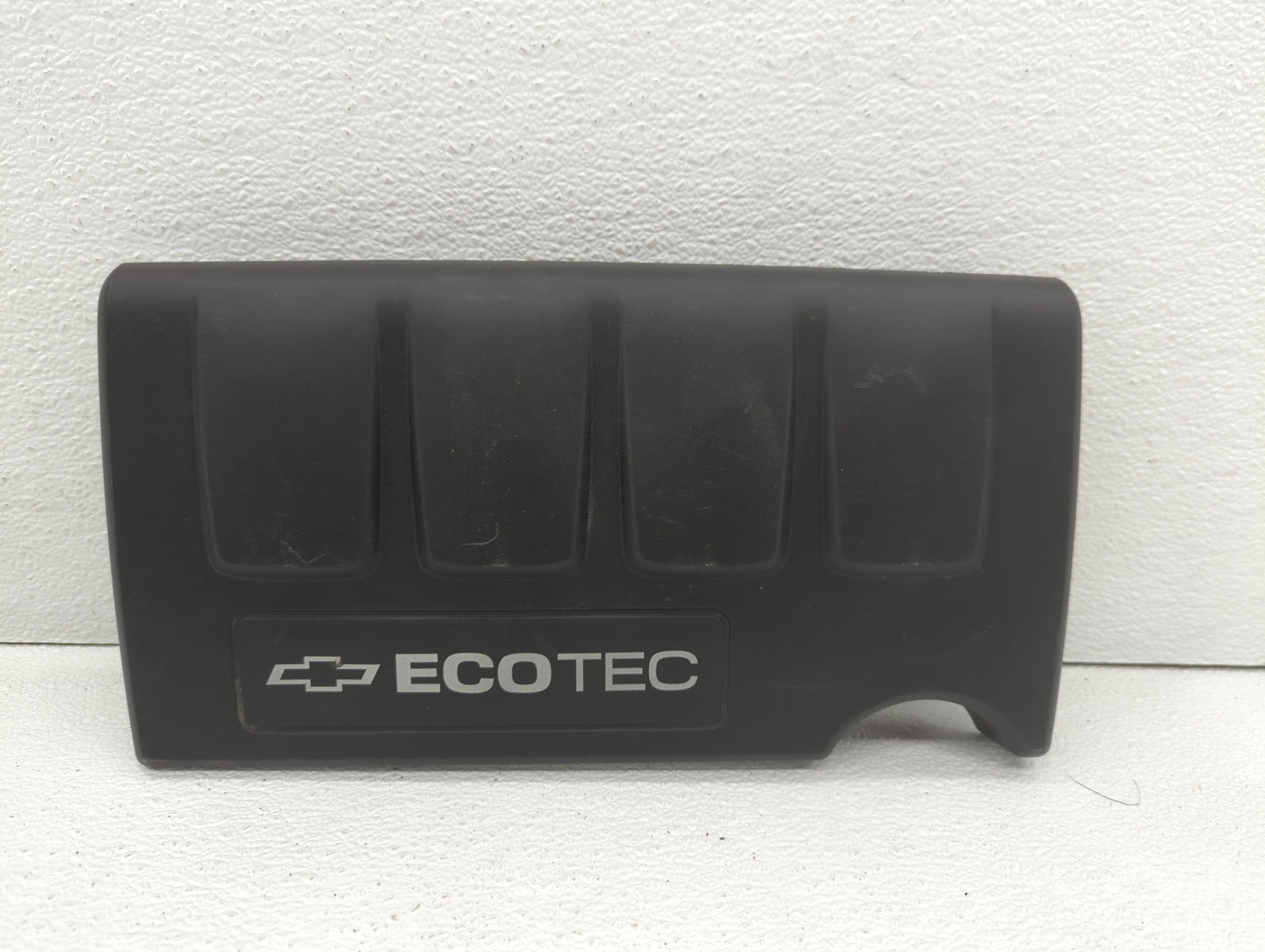 2013 Chevrolet Cruze Engine Cover - Oemusedautoparts1.com