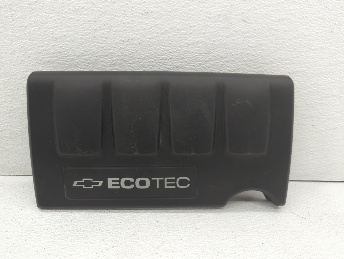 2013 Chevrolet Cruze Engine Cover - Oemusedautoparts1.com
