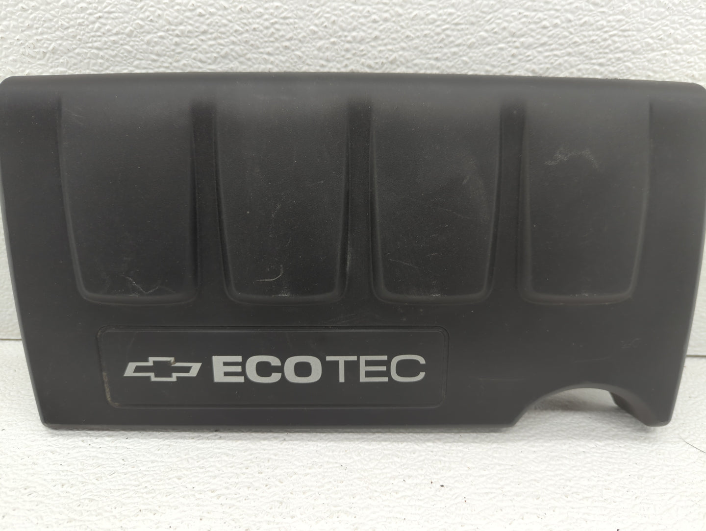 2013 Chevrolet Cruze Engine Cover - Oemusedautoparts1.com