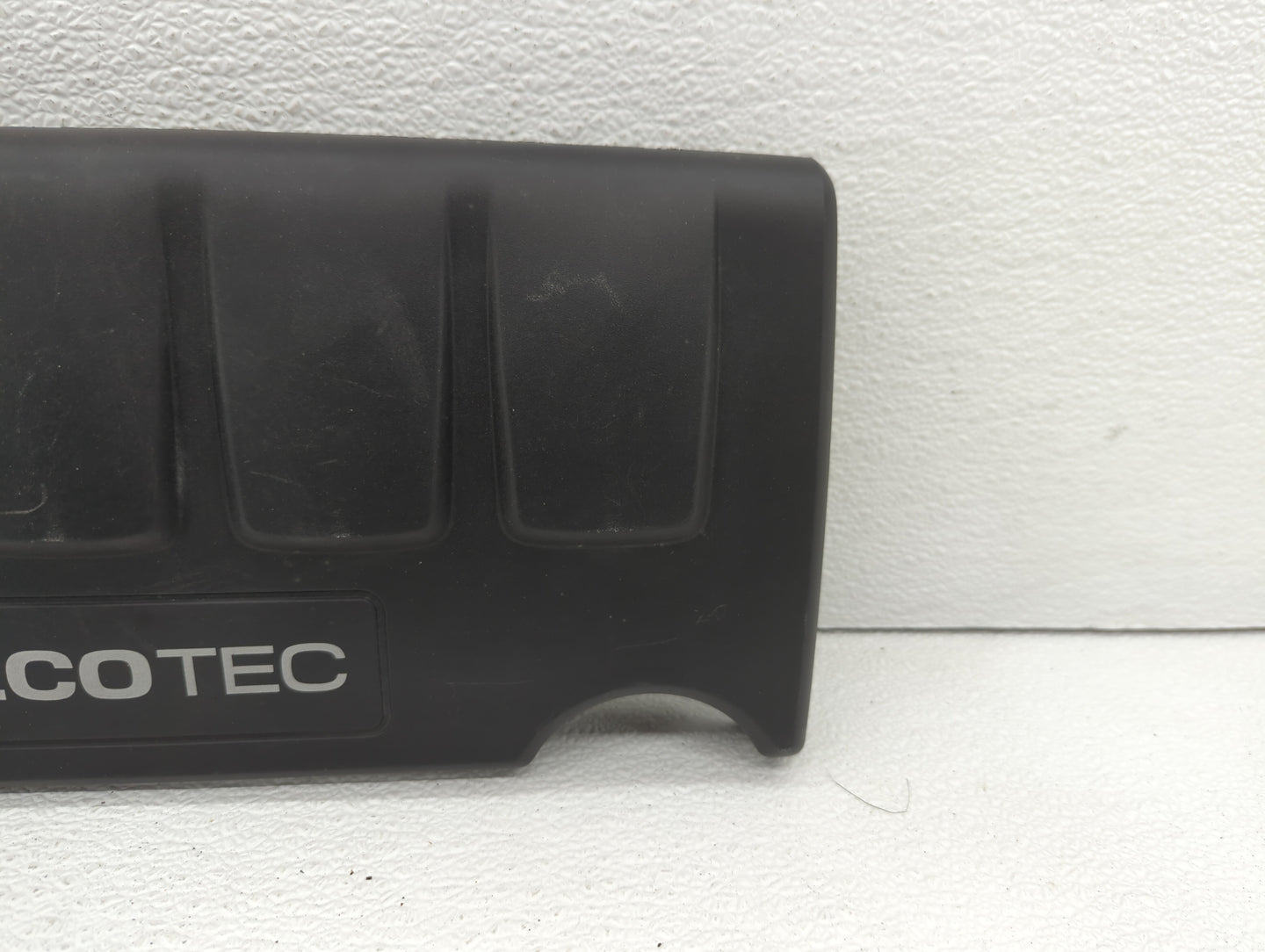2013 Chevrolet Cruze Engine Cover - Oemusedautoparts1.com