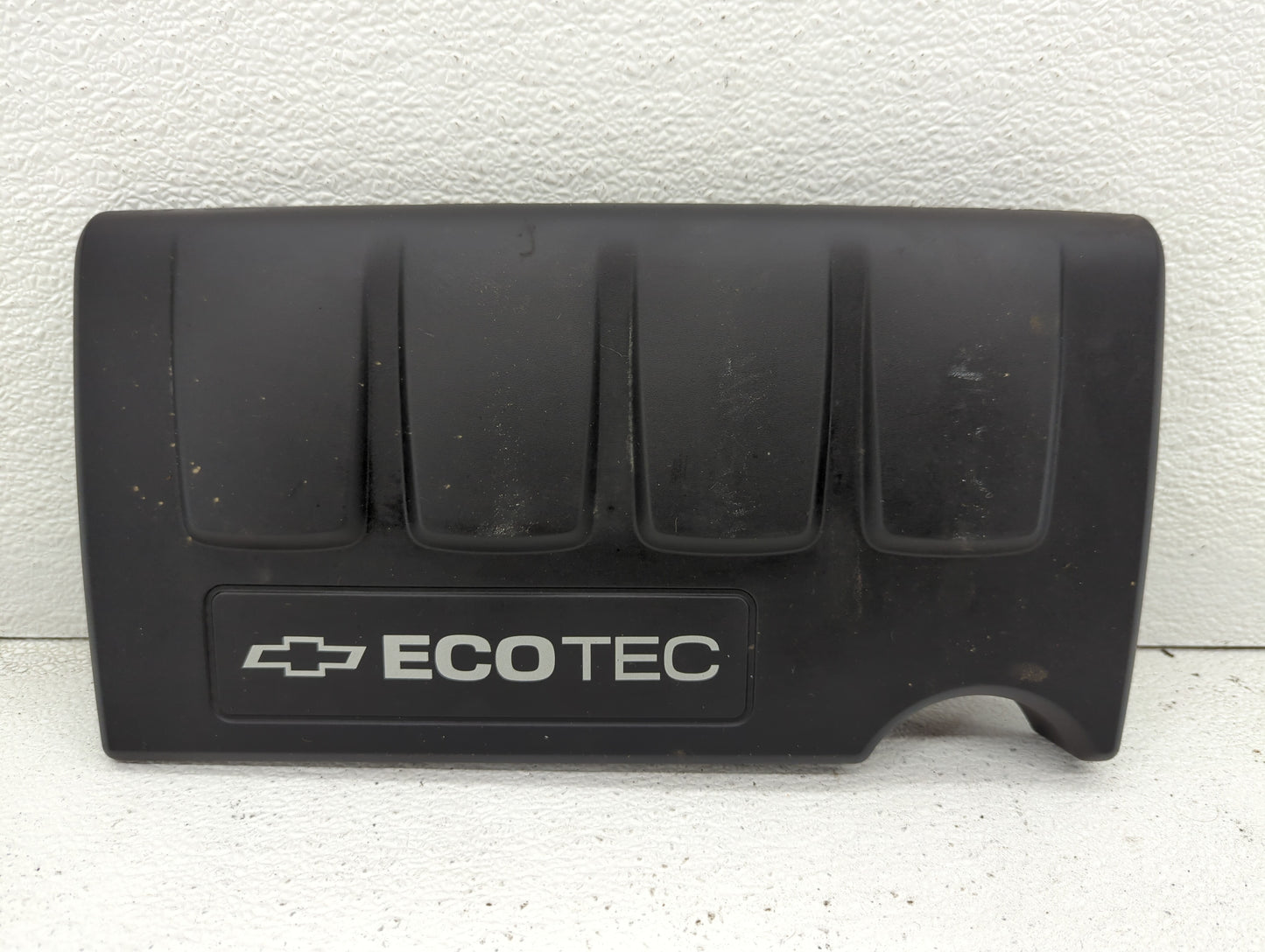 2013 Chevrolet Cruze Engine Cover - Oemusedautoparts1.com