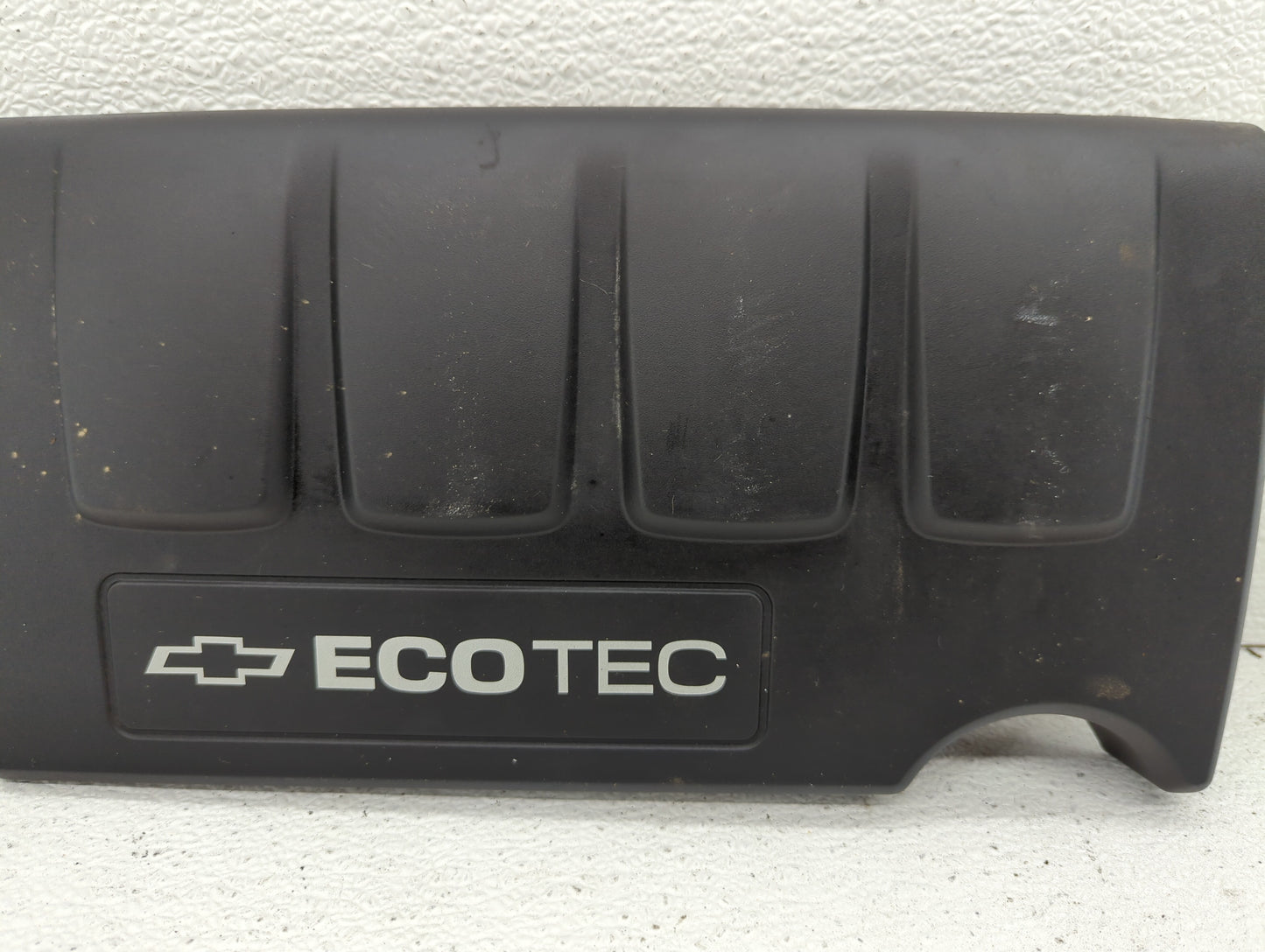 2013 Chevrolet Cruze Engine Cover - Oemusedautoparts1.com