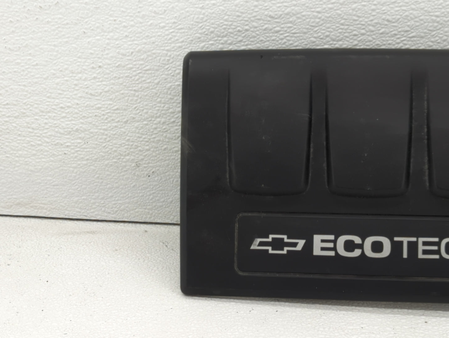 2013 Chevrolet Cruze Engine Cover - Oemusedautoparts1.com