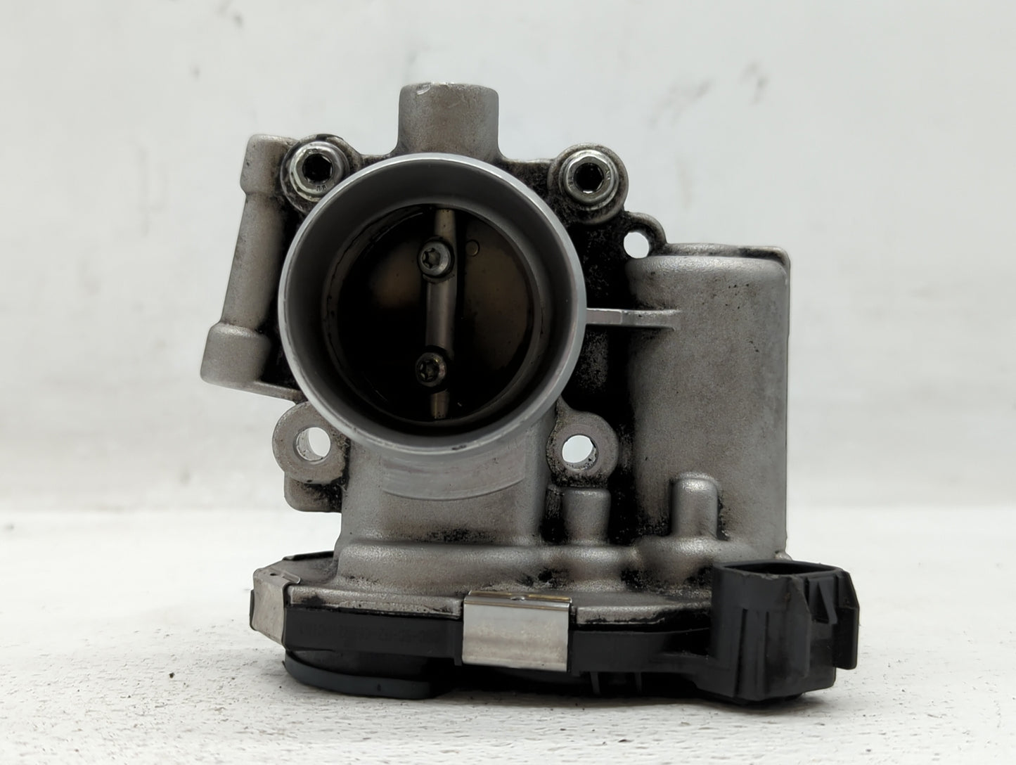2011-2016 Chevrolet Cruze Throttle Body P/N:55581662 55565489 Fits Fits 2011 2012 2013 2014 2015 2016 2017 2018 2019 2020 20