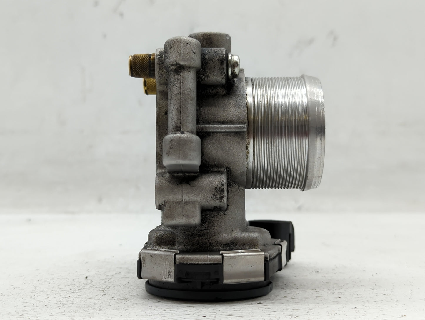 2011-2016 Chevrolet Cruze Throttle Body P/N:55581662 55565489 Fits Fits 2011 2012 2013 2014 2015 2016 2017 2018 2019 2020 20