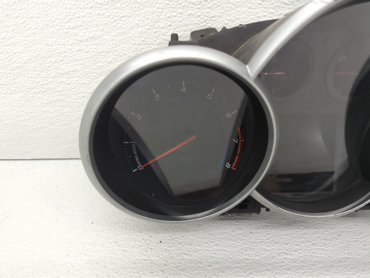 2013-2014 Chevrolet Cruze Instrument Cluster Speedometer Gauges P/N:95216802 95129378 Fits Fits 2013 2014 OEM Used Auto Part