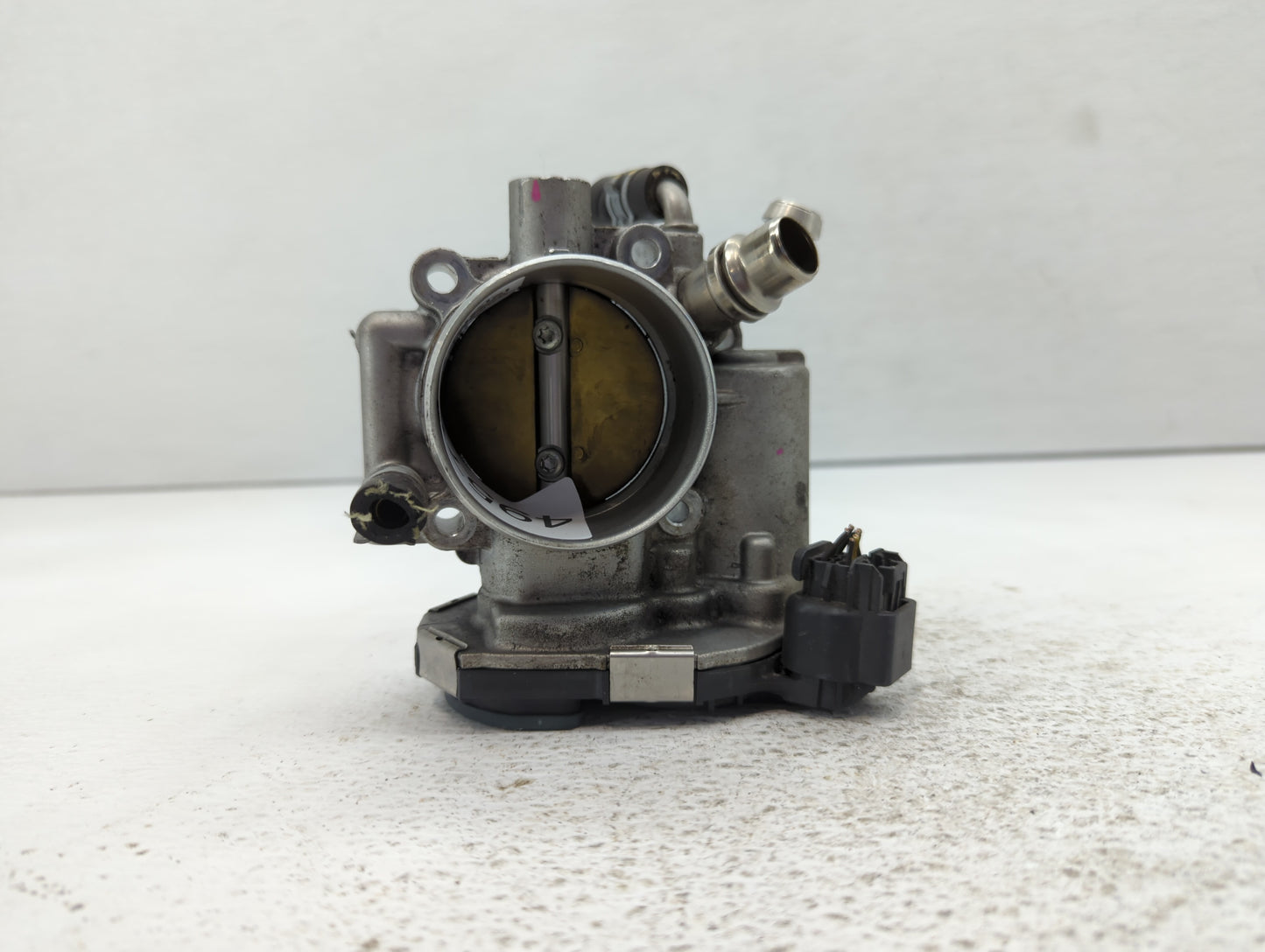 2011-2016 Chevrolet Cruze Throttle Body P/N:55561495 55577375 Fits Fits 2009 2010 2011 2012 2013 2014 2015 2016 2017 2018 OE