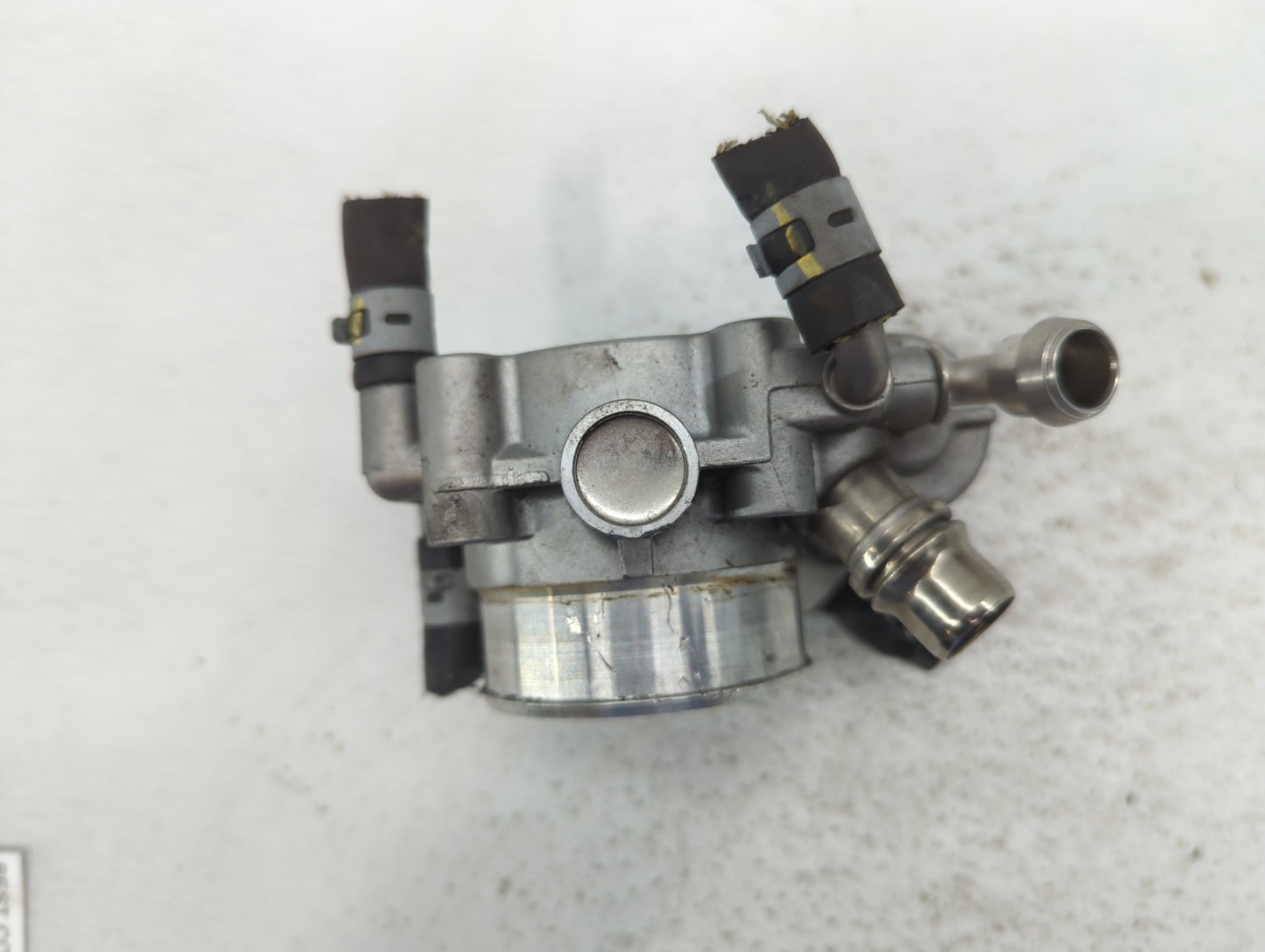 2011-2016 Chevrolet Cruze Throttle Body P/N:55561495 55577375 Fits Fits 2009 2010 2011 2012 2013 2014 2015 2016 2017 2018 OE