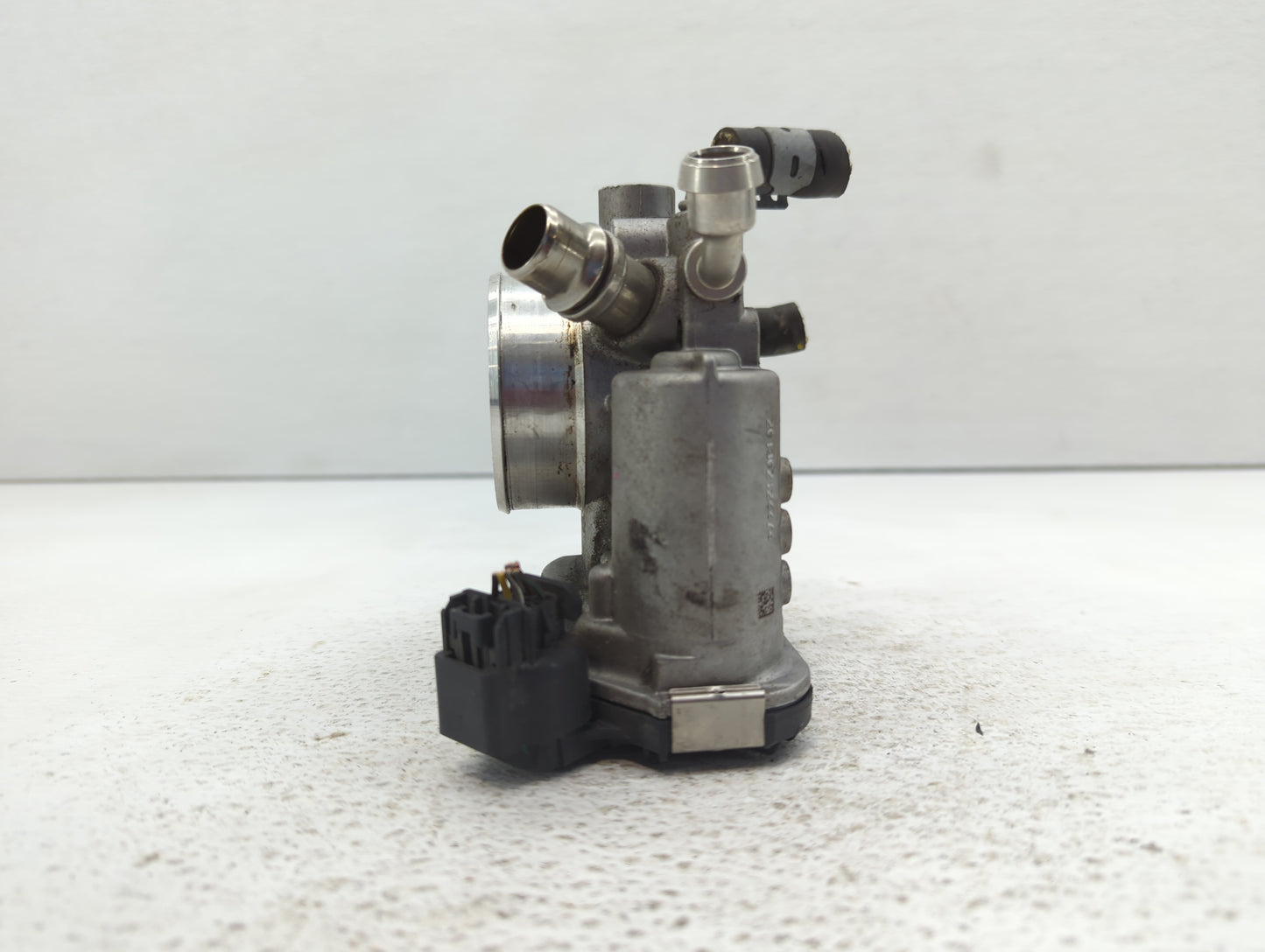 2011-2016 Chevrolet Cruze Throttle Body P/N:55561495 55577375 Fits Fits 2009 2010 2011 2012 2013 2014 2015 2016 2017 2018 OE