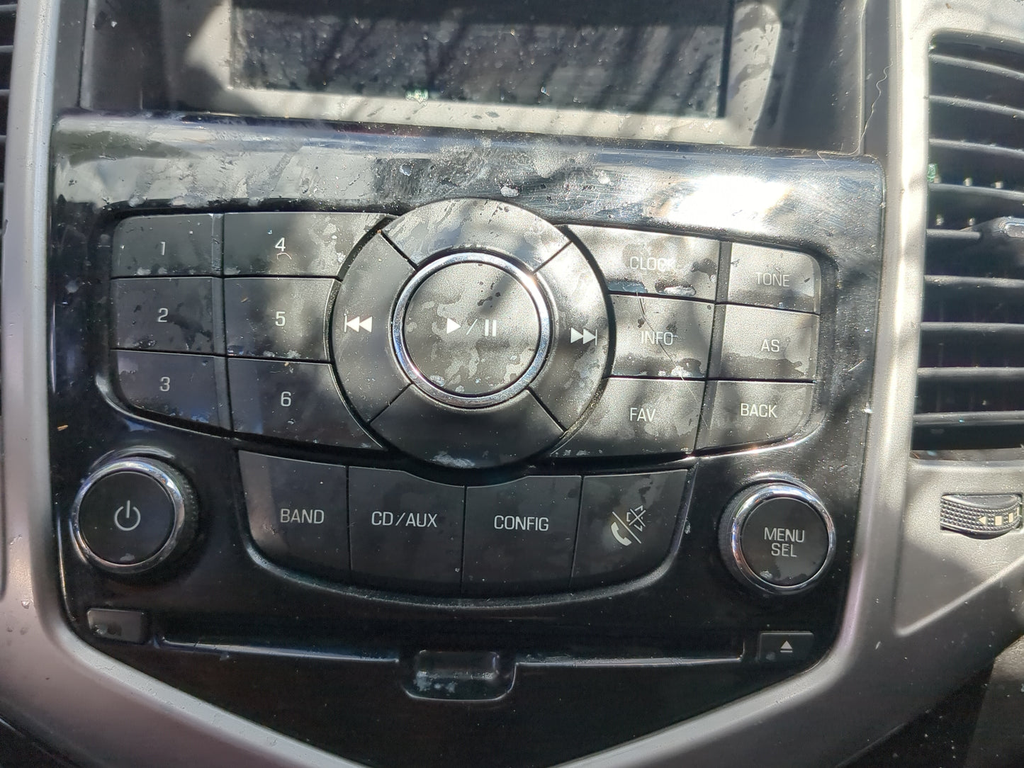 2013-2016 Chevrolet Cruze Radio AM FM Cd Player Receiver Replacement Fits Fits 2013 2014 2015 2016 OEM Used Auto Parts - Oem