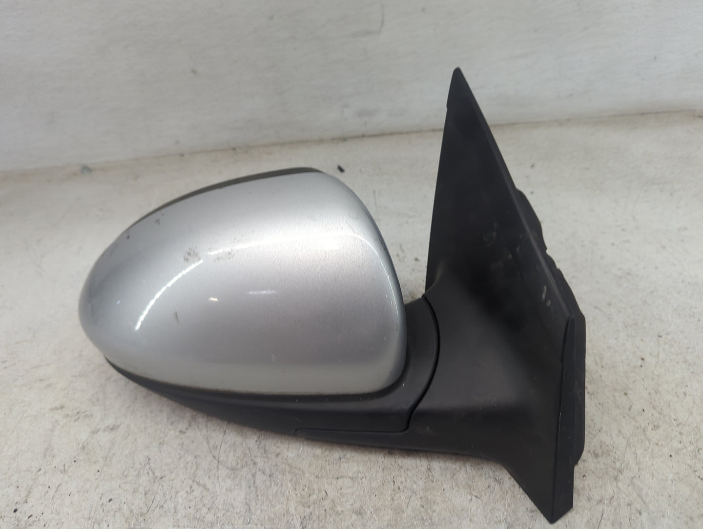2011-2016 Chevrolet Cruze Passenger Side View Mirror - Right Door Mirror OEM Used - Oemusedautoparts1.com