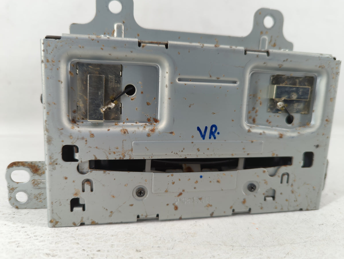2013-2013 Chevrolet Cruze Am Fm Cd Player Radio Receiver 528022 - Oemusedautoparts1.com