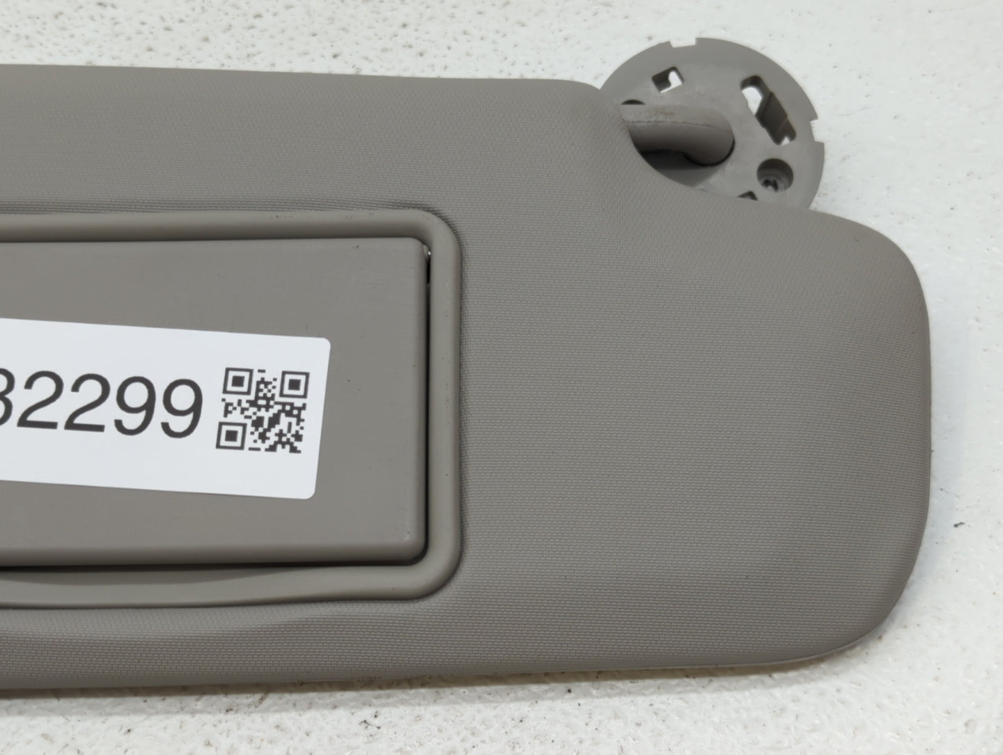 2011-2016 Chevrolet Cruze Sun Visor Shade Replacement Passenger Right Mirror Fits Fits 2011 2012 2013 2014 2015 2016 OEM Use