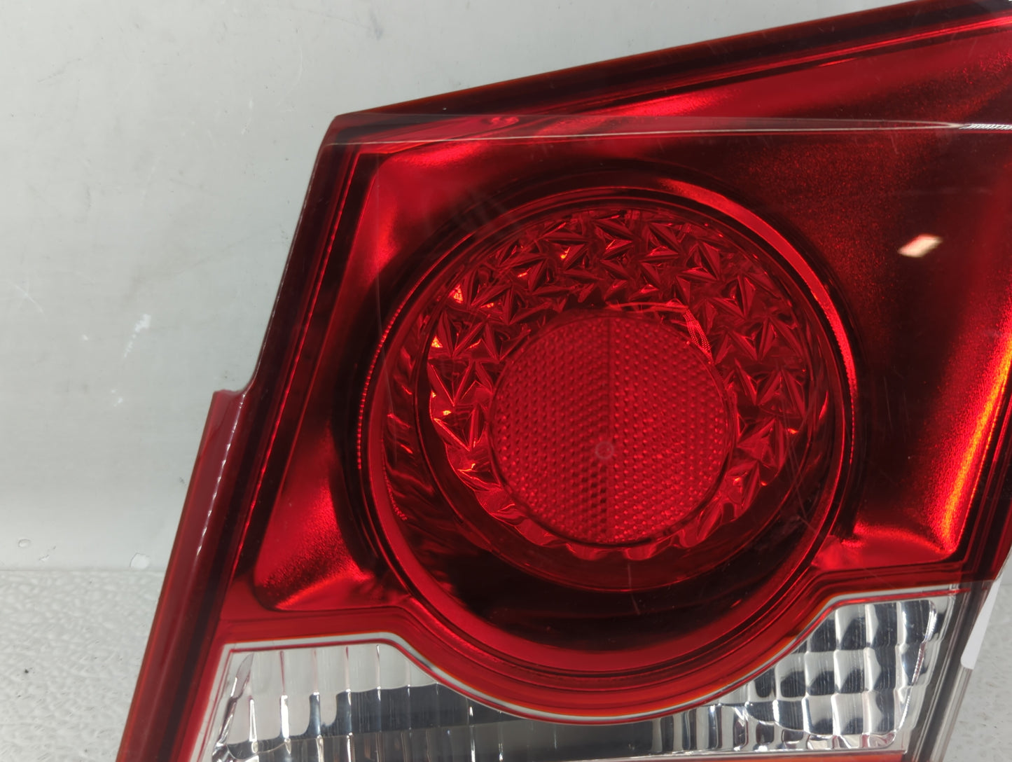 2011-2016 Chevrolet Cruze Tail Light Assembly Passenger Right OEM Fits Fits 2011 2012 2013 2014 2015 2016 OEM Used Auto Part