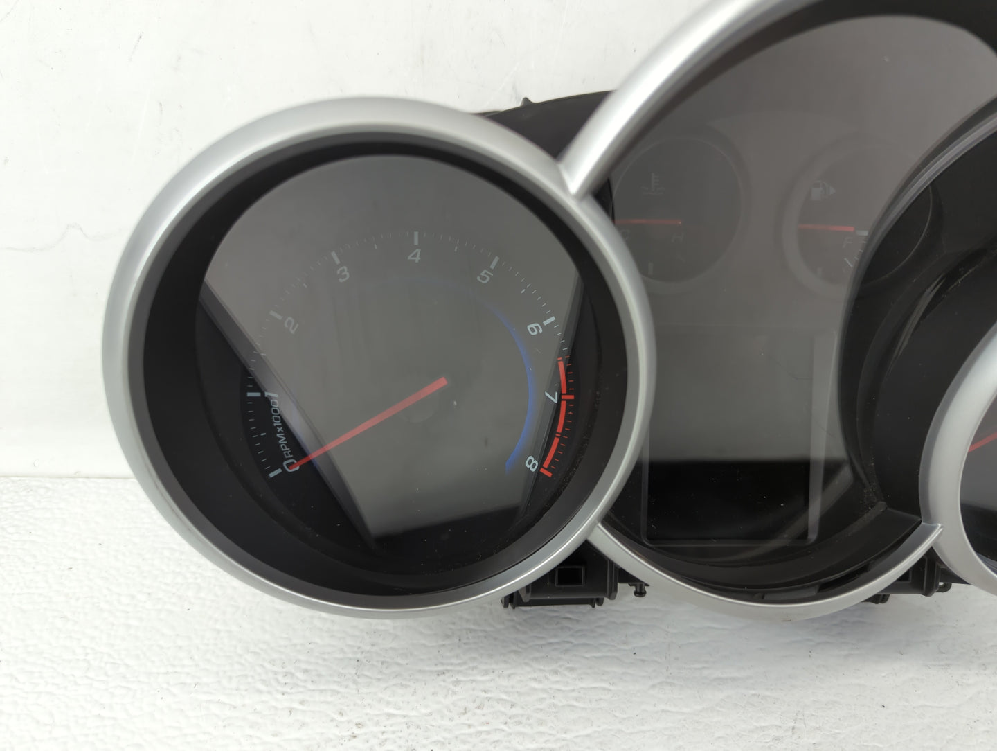 2013-2014 Chevrolet Cruze Instrument Cluster Speedometer Gauges P/N:95129378 Fits Fits 2013 2014 OEM Used Auto Parts - Oemus