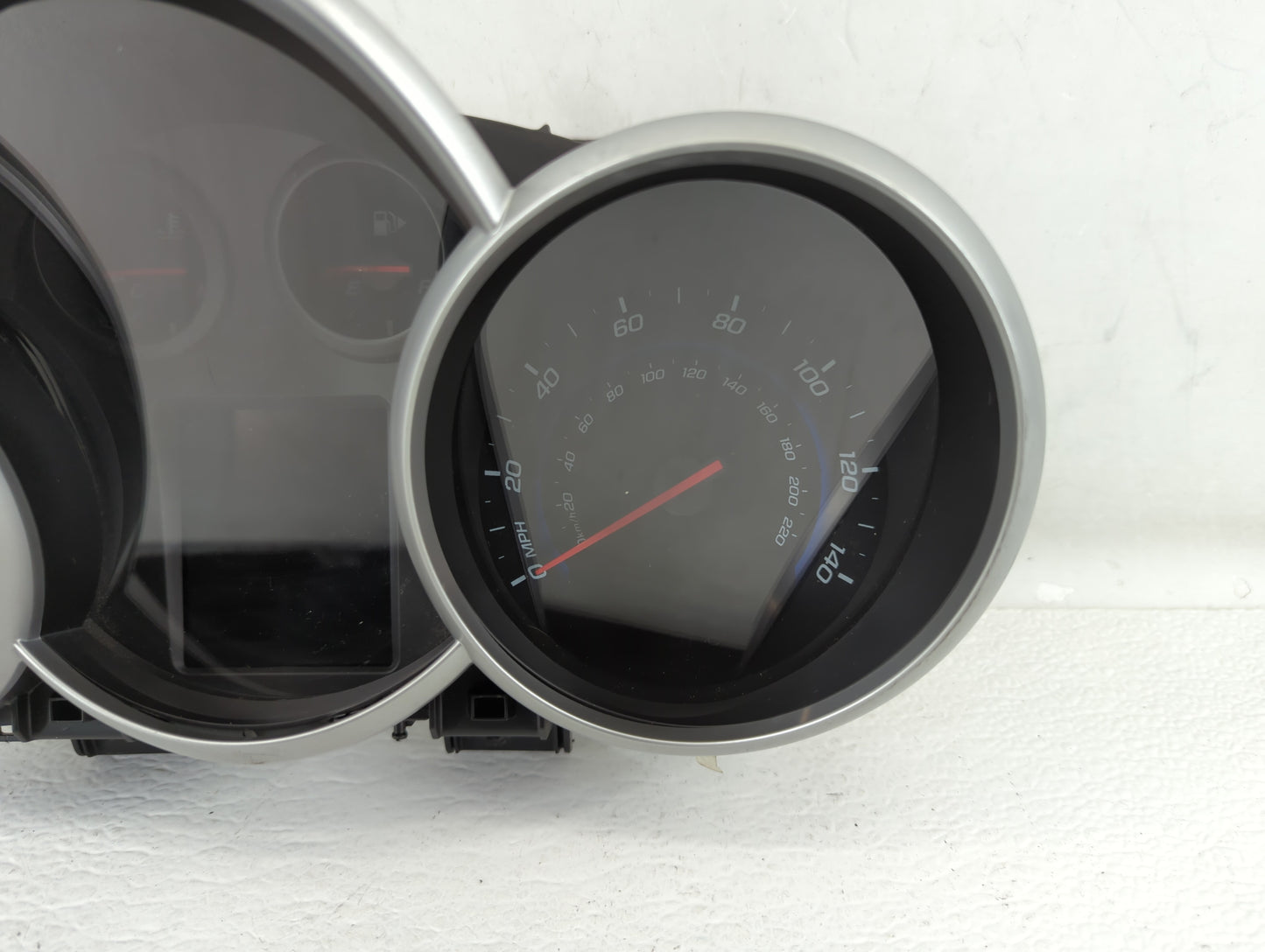 2013-2014 Chevrolet Cruze Instrument Cluster Speedometer Gauges P/N:95129378 Fits Fits 2013 2014 OEM Used Auto Parts - Oemus