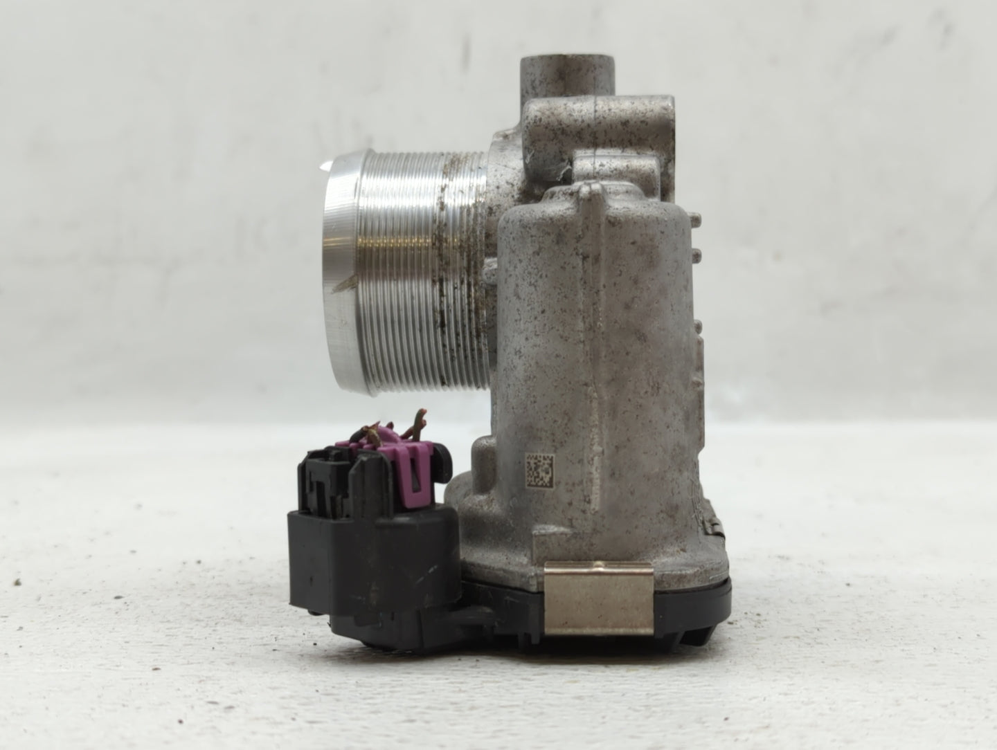 2011-2016 Chevrolet Cruze Throttle Body P/N:55565489 Fits Fits 2011 2012 2013 2014 2015 2016 2017 2018 2019 2020 2021 OEM Us