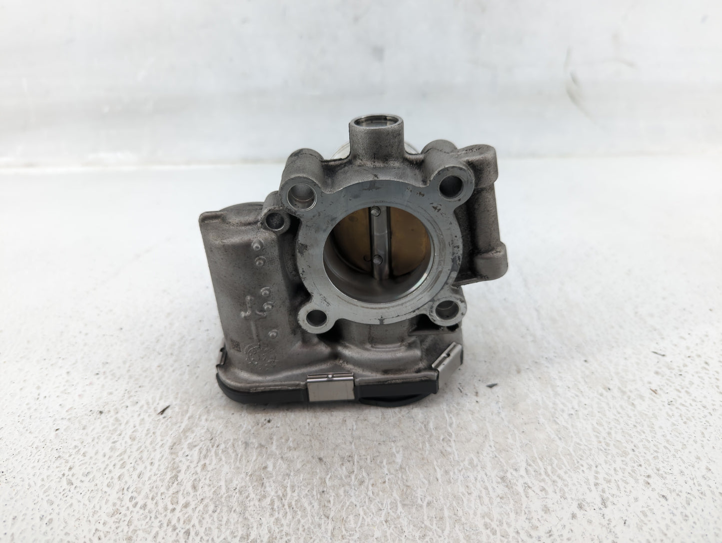 2011-2016 Chevrolet Cruze Throttle Body P/N:55581662 Fits Fits 2011 2012 2013 2014 2015 2016 2017 2018 2019 2020 2021 OEM Us