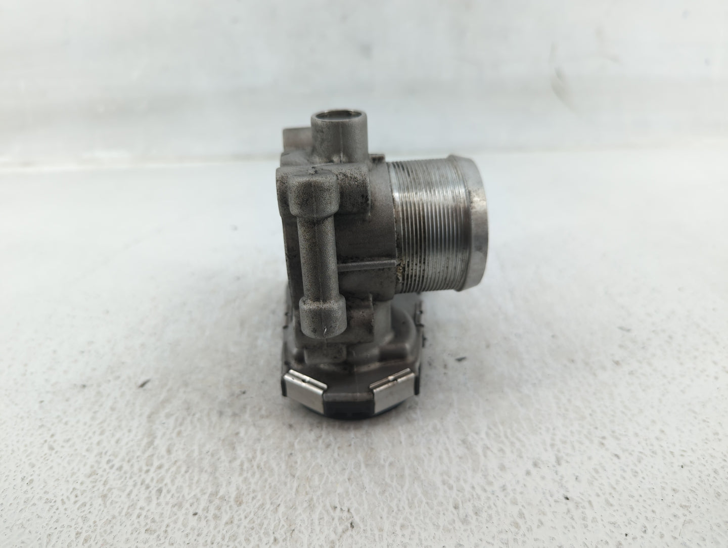 2011-2016 Chevrolet Cruze Throttle Body P/N:55581662 Fits Fits 2011 2012 2013 2014 2015 2016 2017 2018 2019 2020 2021 OEM Us
