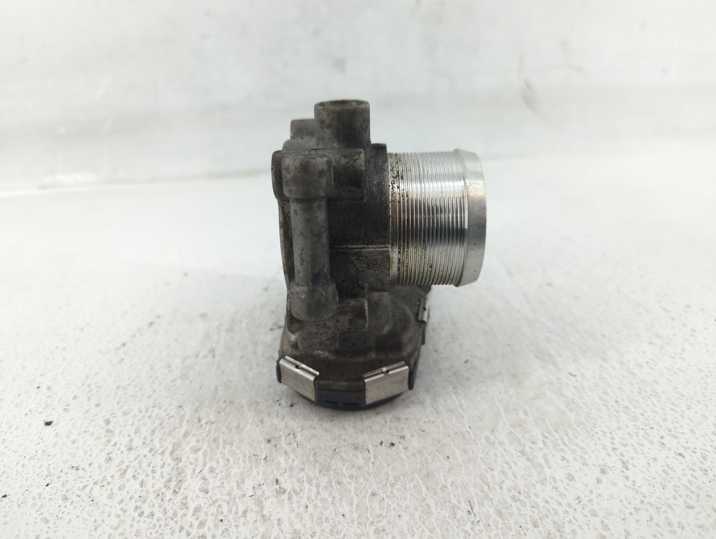2011-2016 Chevrolet Cruze Throttle Body P/N:55581662 Fits Fits 2011 2012 2013 2014 2015 2016 2017 2018 2019 2020 2021 OEM Us