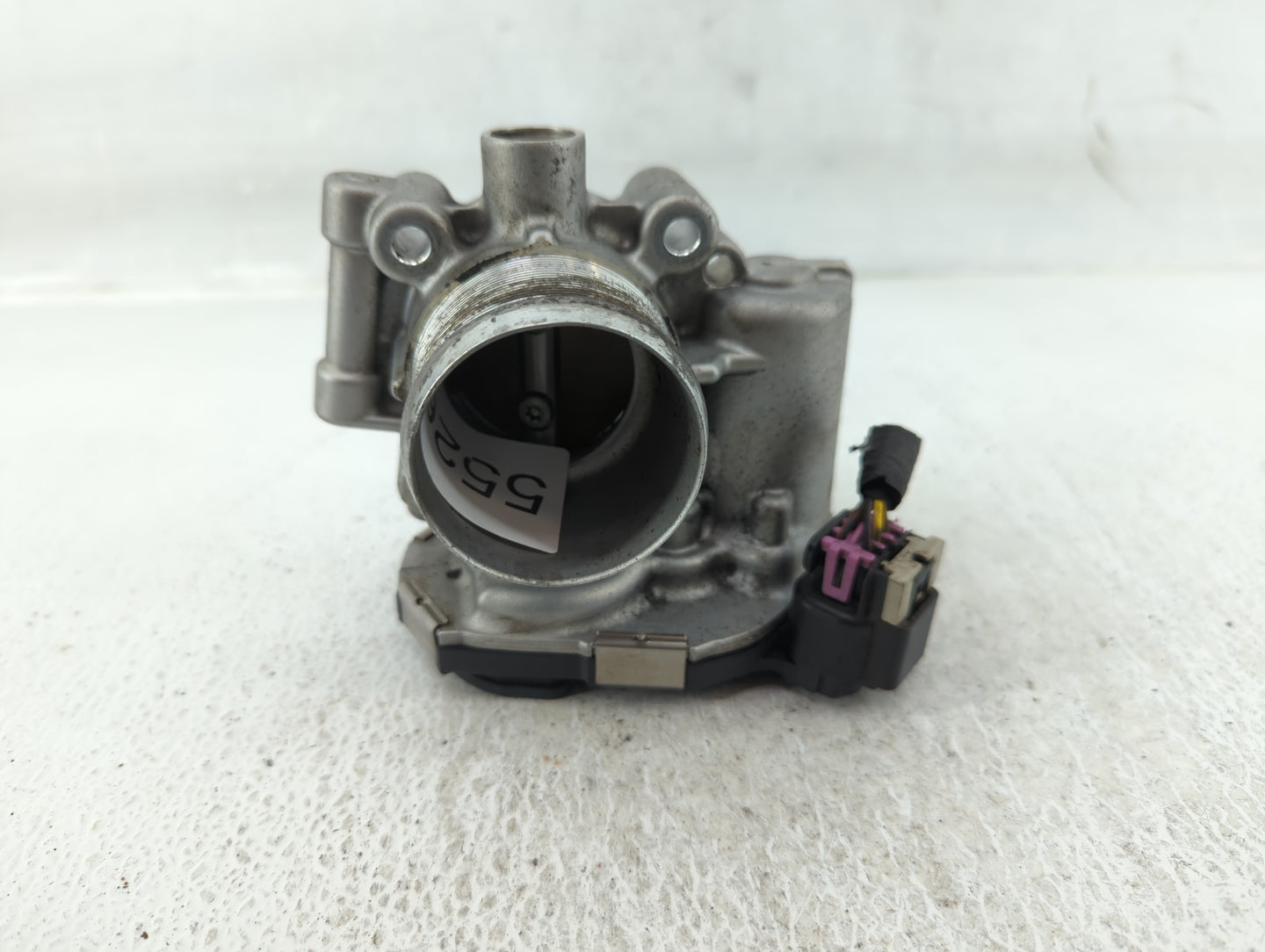 2011-2016 Chevrolet Cruze Throttle Body P/N:55581662 Fits Fits 2011 2012 2013 2014 2015 2016 2017 2018 2019 2020 2021 OEM Us