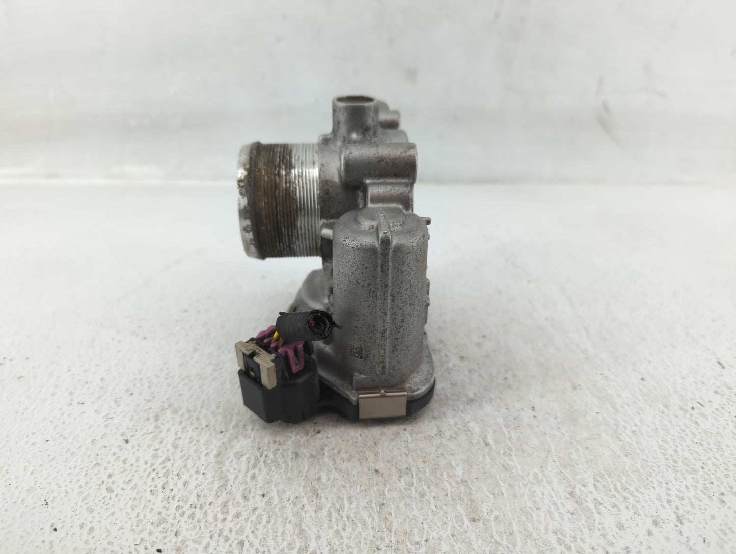 2011-2016 Chevrolet Cruze Throttle Body P/N:55581662 Fits Fits 2011 2012 2013 2014 2015 2016 2017 2018 2019 2020 2021 OEM Us