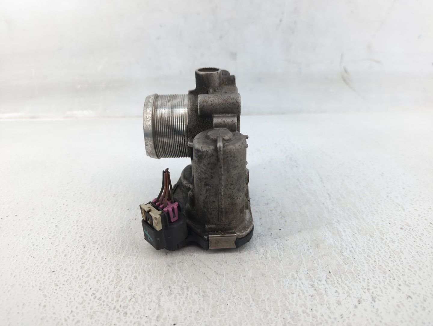 2011-2016 Chevrolet Cruze Throttle Body P/N:55581662 Fits Fits 2011 2012 2013 2014 2015 2016 2017 2018 2019 2020 2021 OEM Us