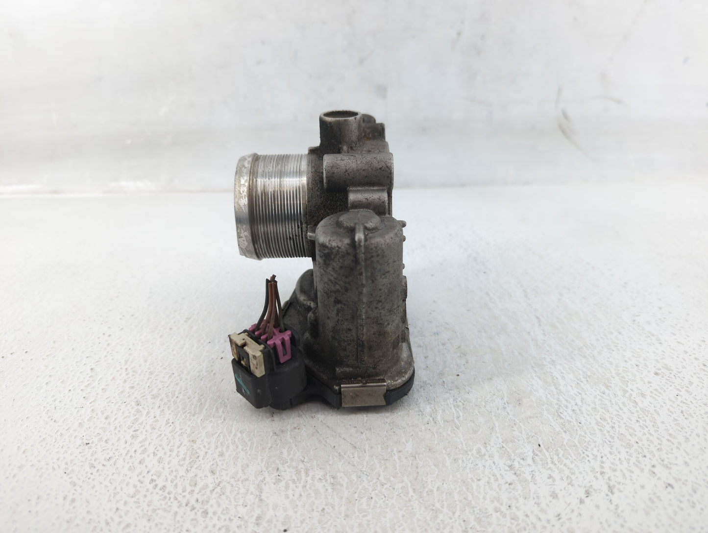 2011-2016 Chevrolet Cruze Throttle Body P/N:55581662 Fits Fits 2011 2012 2013 2014 2015 2016 2017 2018 2019 2020 2021 OEM Us