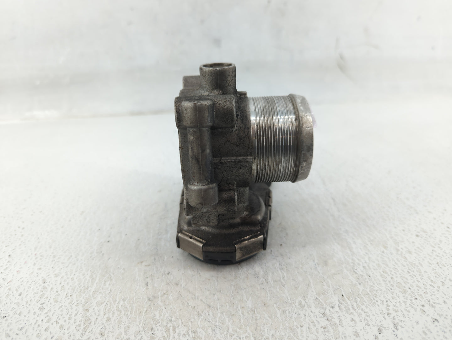 2011-2016 Chevrolet Cruze Throttle Body P/N:55581662 Fits Fits 2011 2012 2013 2014 2015 2016 2017 2018 2019 2020 2021 OEM Us