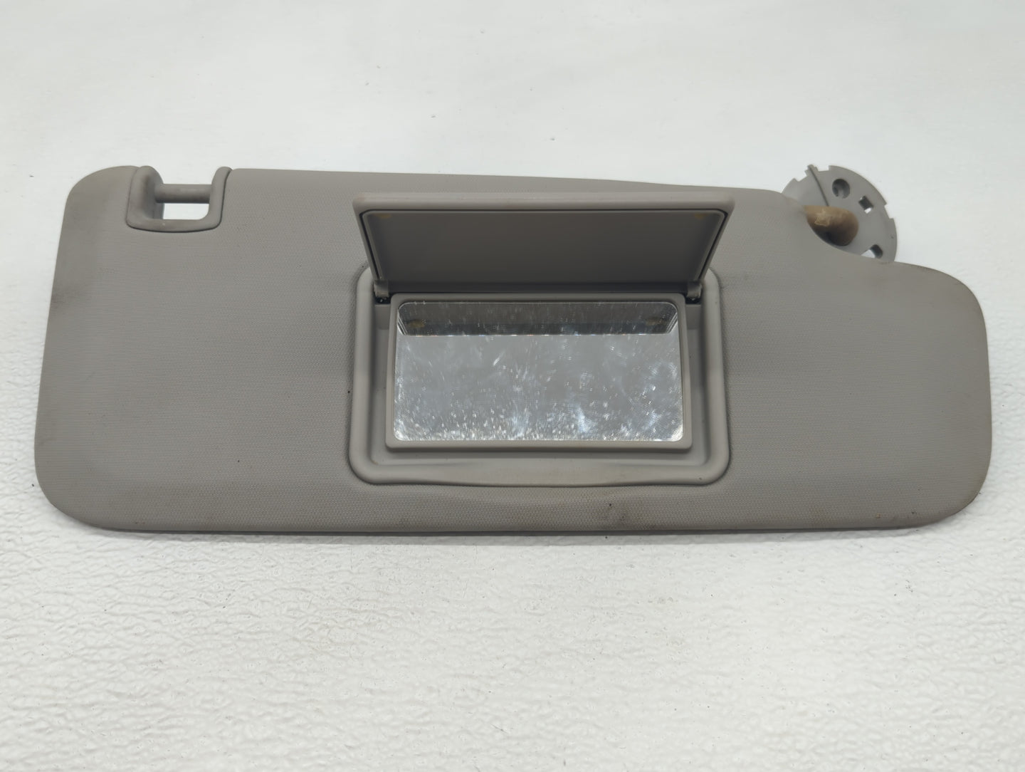 2011-2016 Chevrolet Cruze Sun Visor Shade Replacement Passenger Right Mirror Fits Fits 2011 2012 2013 2014 2015 2016 OEM Use